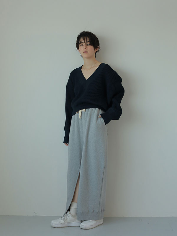 スリットへムスウェットパンツ