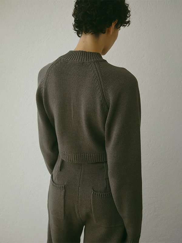 ハイネックコンパクトニットカーディガン