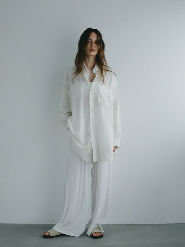 フランクアンドアイリーン　ホワイト ハイネック ルーズスウェット Frank&Eileen×ETRE TOKYO MACKENZIE(F OFF WHITE): トップス