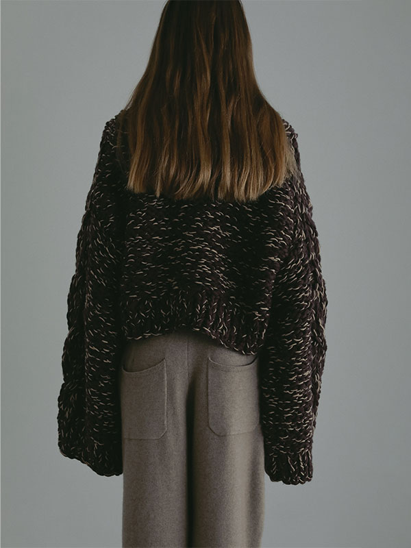 ハンドニットケーブルプルオーバー