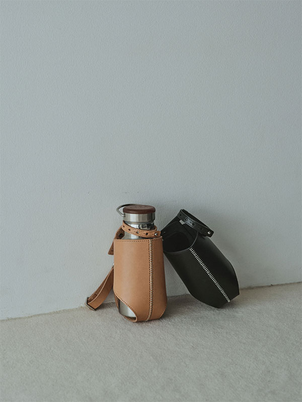 タンドレザーボトルホルダー