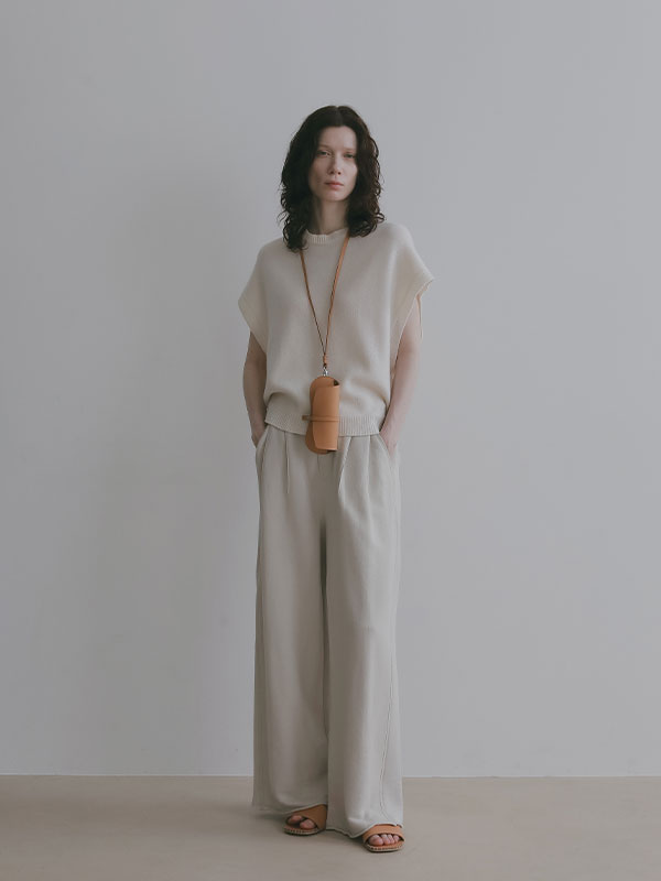 ウールカシミヤスリーブレスニットプルオーバー