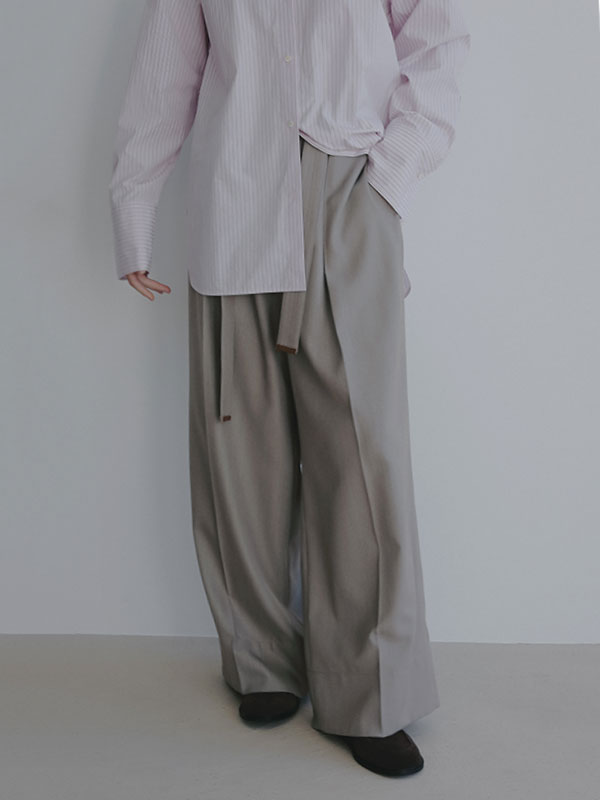 ベルテッドタックワイドパンツ