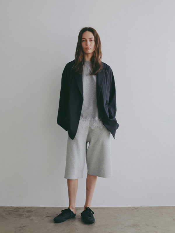 ナイロンエアリージャケット