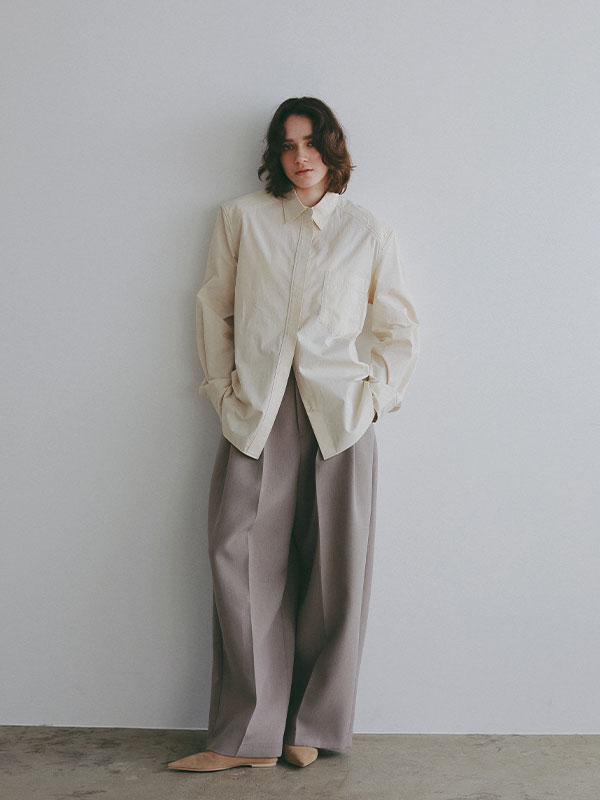 ボールドショルダーシャツ