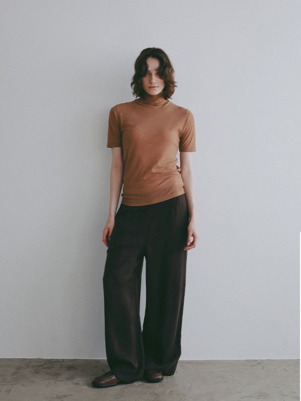 ハーフスリーブハイネックシアープルオーバー