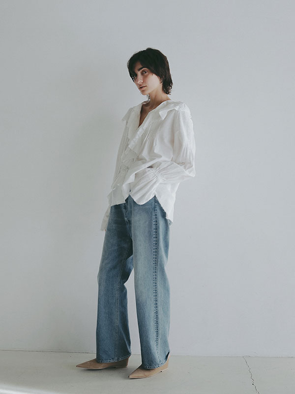 ハイライズストレートデニム