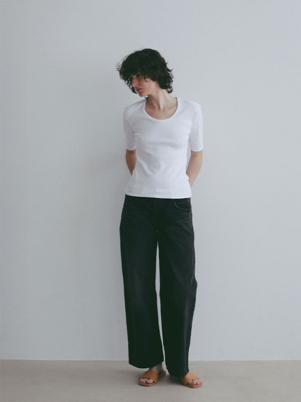 ボールドショルダーUネックTee