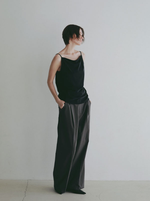 リネンライクエアリータックパンツ