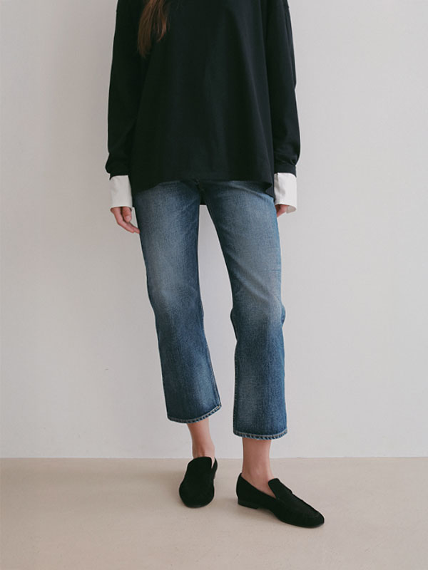 ストレートデニムパンツ