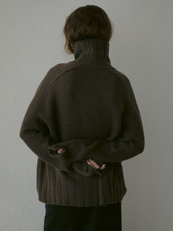 ウールカシミヤタートルネックニットプルオーバー
