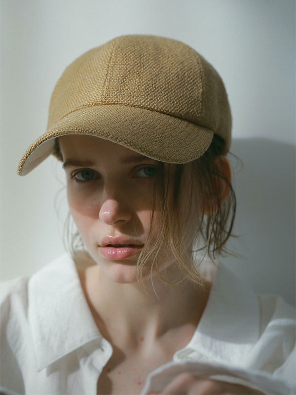 レザーベルトジュートキャップ(F BEIGE): グッズ │ ETRE TOKYO