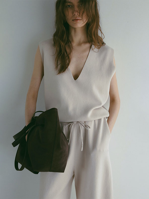 スウェードビッグトートバッグ(F BEIGE): グッズ │ ETRE TOKYO