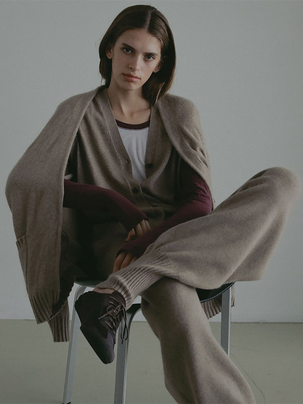 プレーンステッチVネックニットベスト