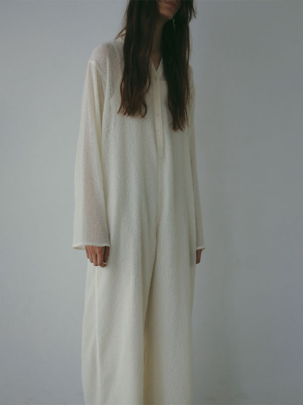 ブラッシュドチュールオールインワン