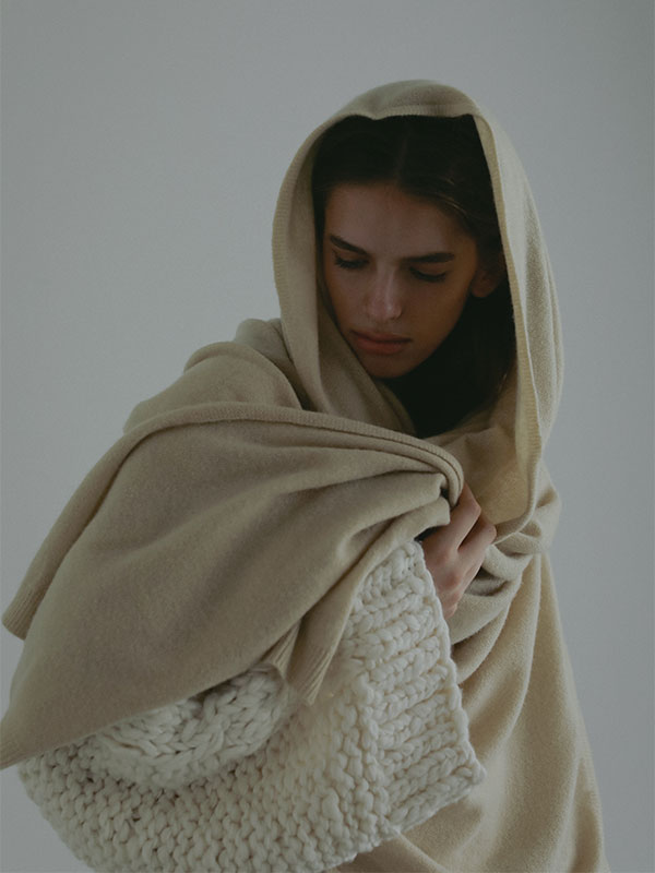 エトレトウキョウ ETRETOKYO アソースメレ コラボ ストール　グレー エトレトウキョウ ETRETOKYO アソースメレ コラボ ストール