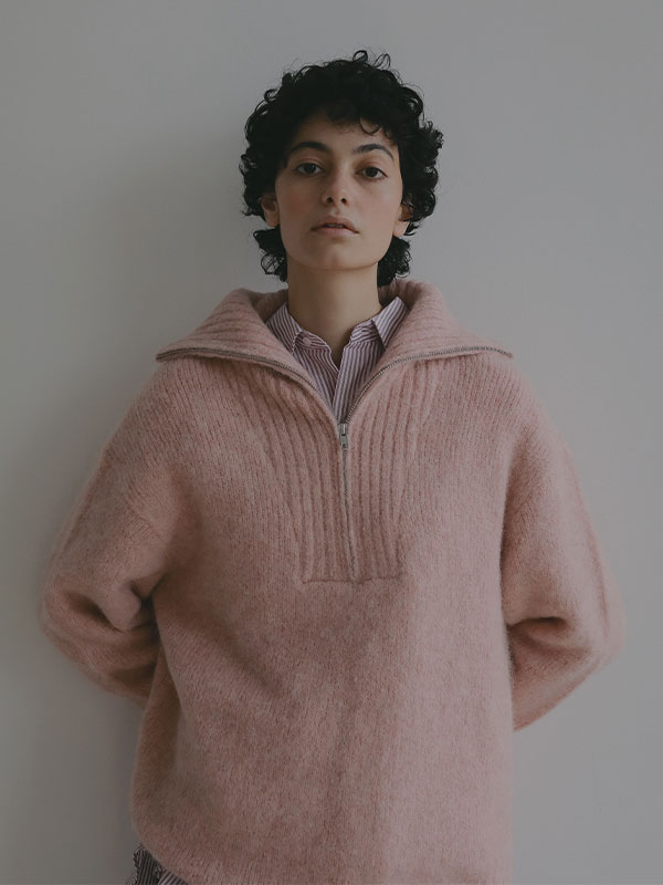 ハーフジップアルパカニットプルオーバー