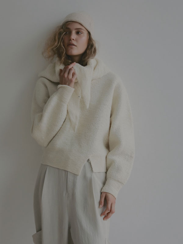 バンピーストールニットプルオーバー