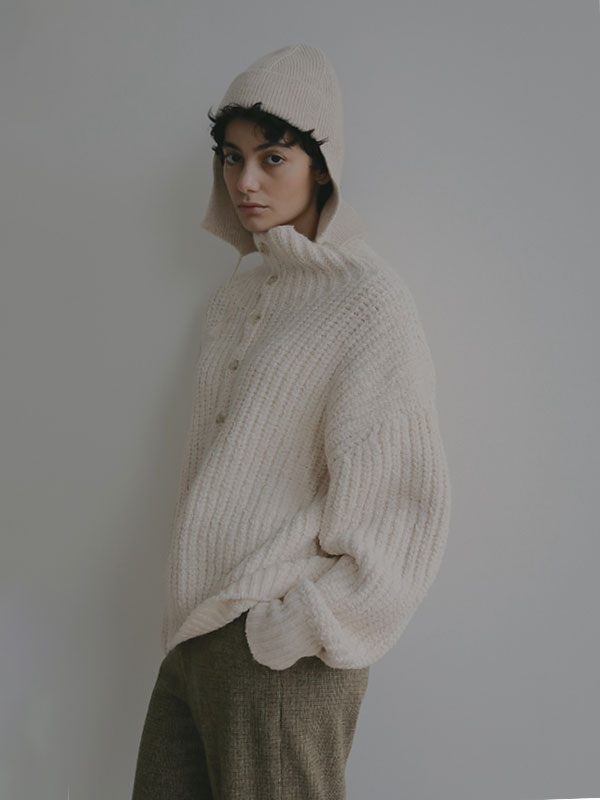 ブークレモールヤーンハイネックニットプルオーバー