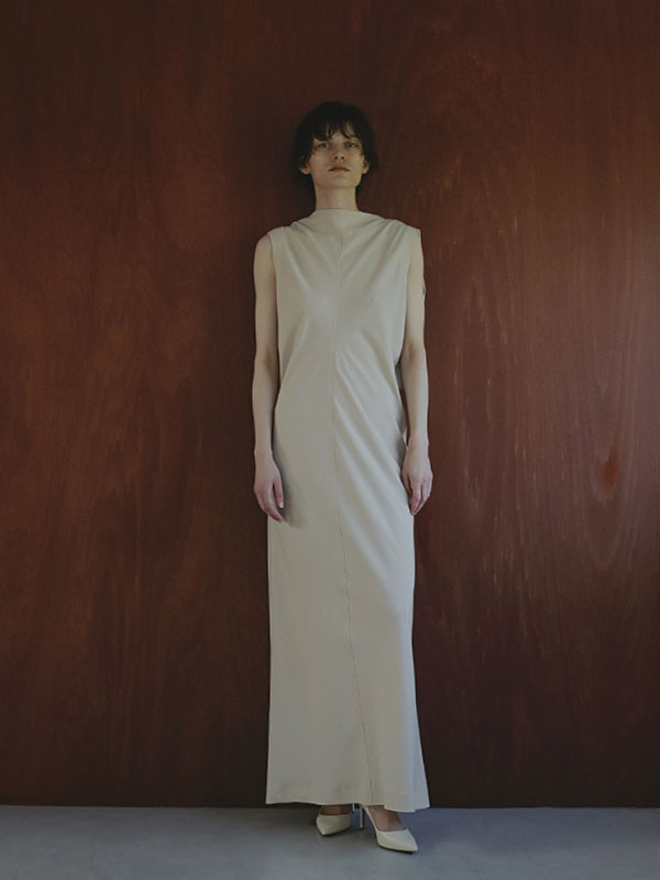 SANTEバックデザインドレス