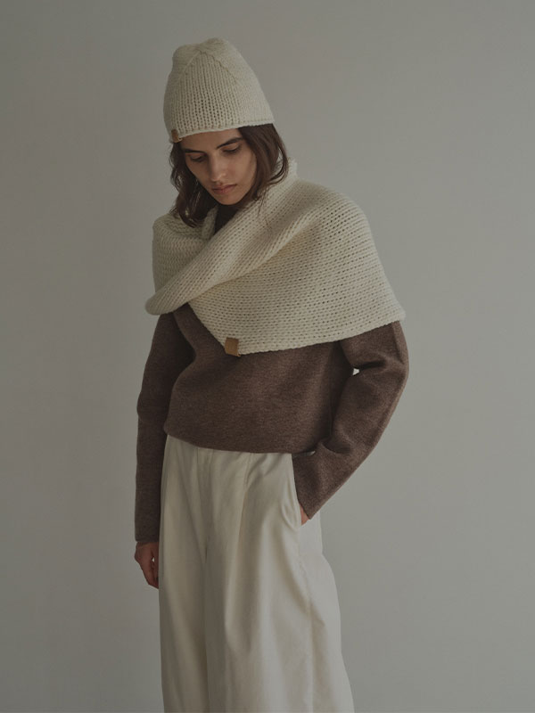 バルキーヤーンハンドニットスヌード