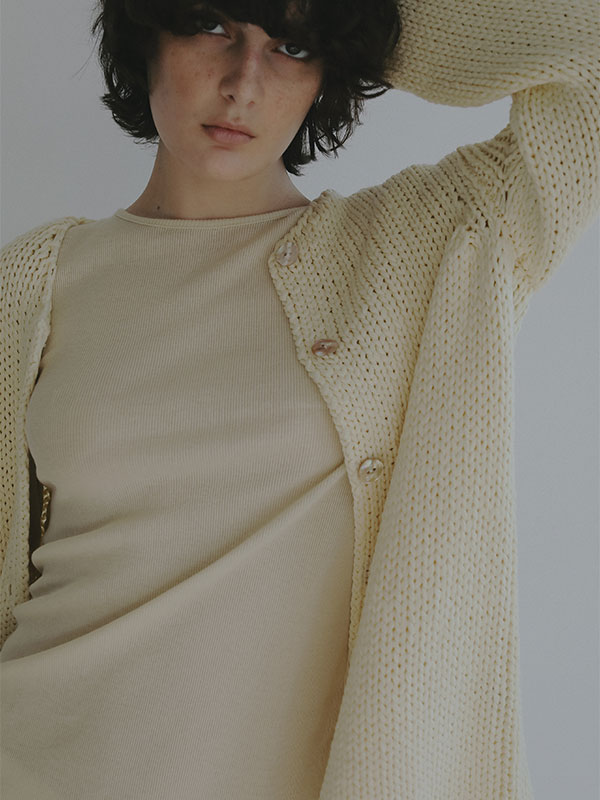 リリヤーンハンドニットカーディガン