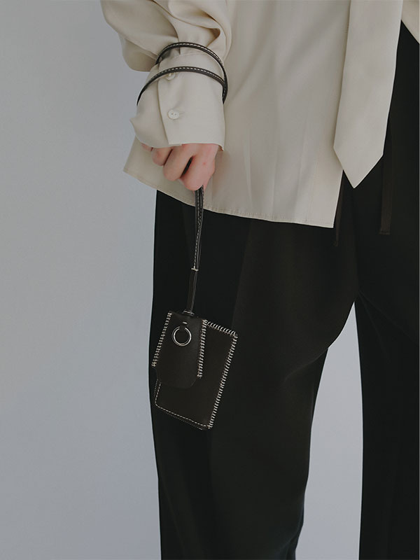 スクエアパースキーホルダー