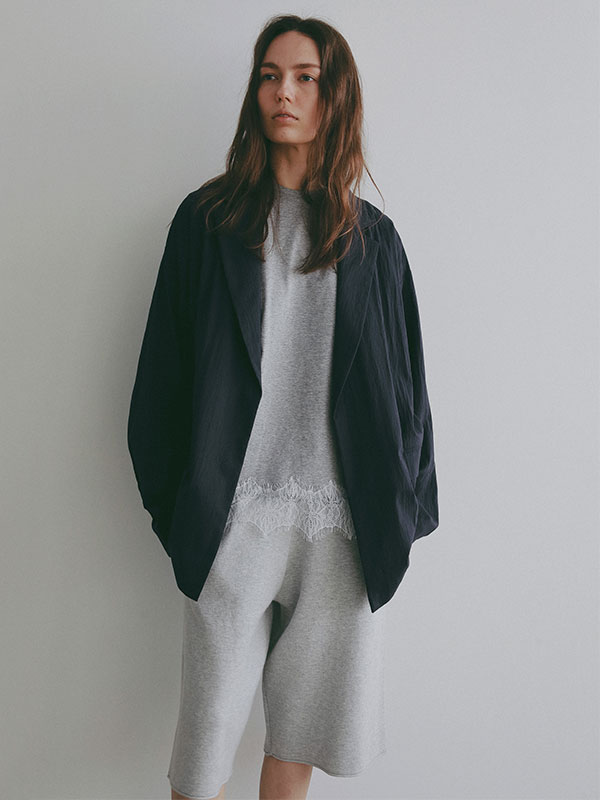 ナイロンエアリージャケット