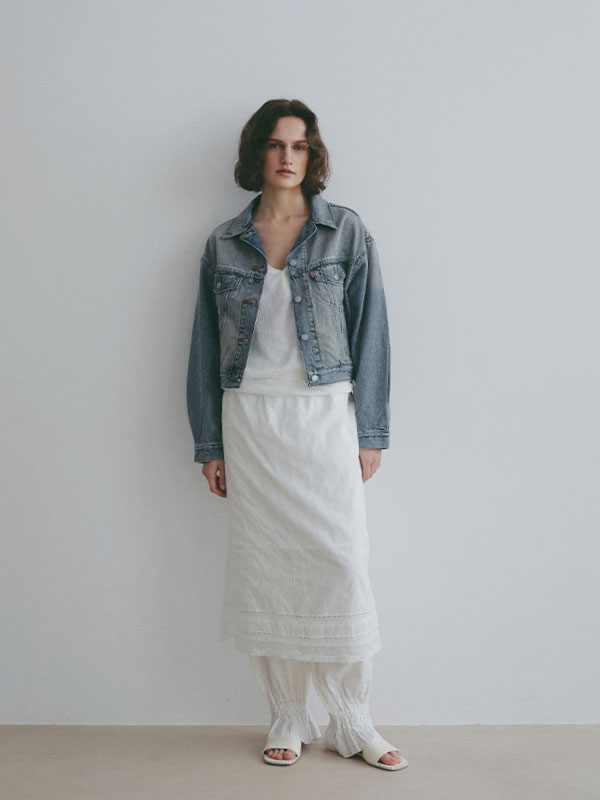 LEVIS SHRUNKEN 90S TRUCKER