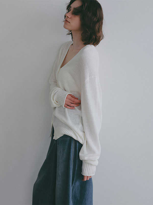 リリヤーンリネンVネックカーディガン