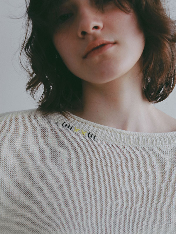 エンブロイダリーローゲージニットプルオーバー