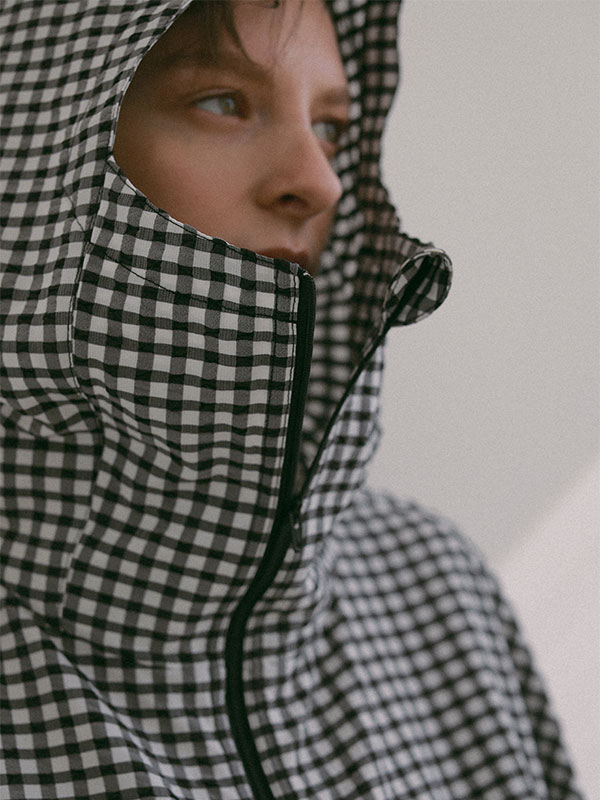 サッカーストレッチフードブルゾン