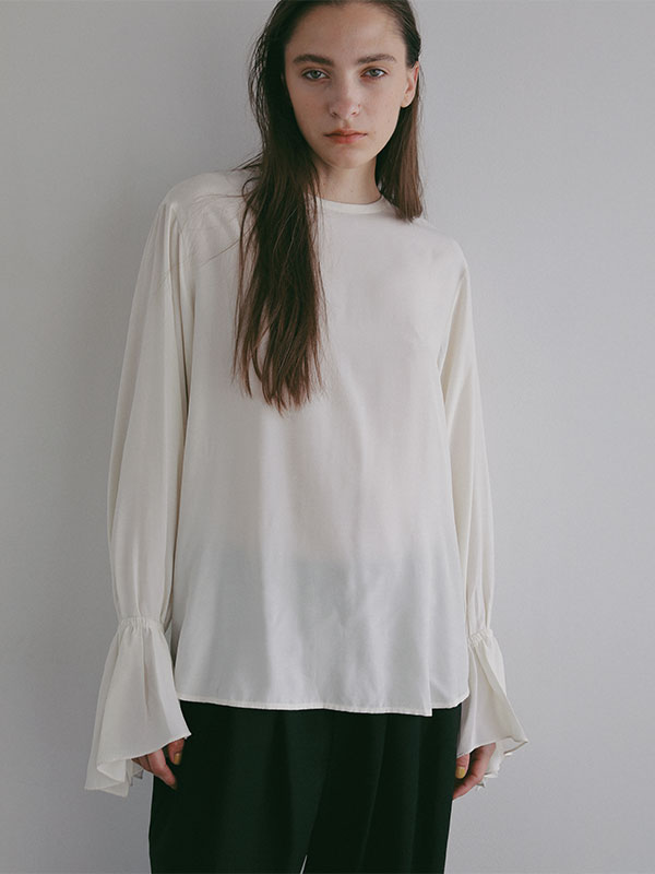 クルーネックキャンディースリーブプルオーバー(F OFF WHITE