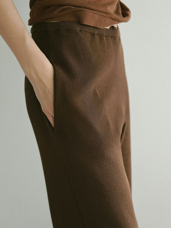 ソフトシアーワイドニットパンツ