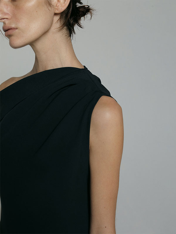 SANTEダブルクロスデザインネックドレス