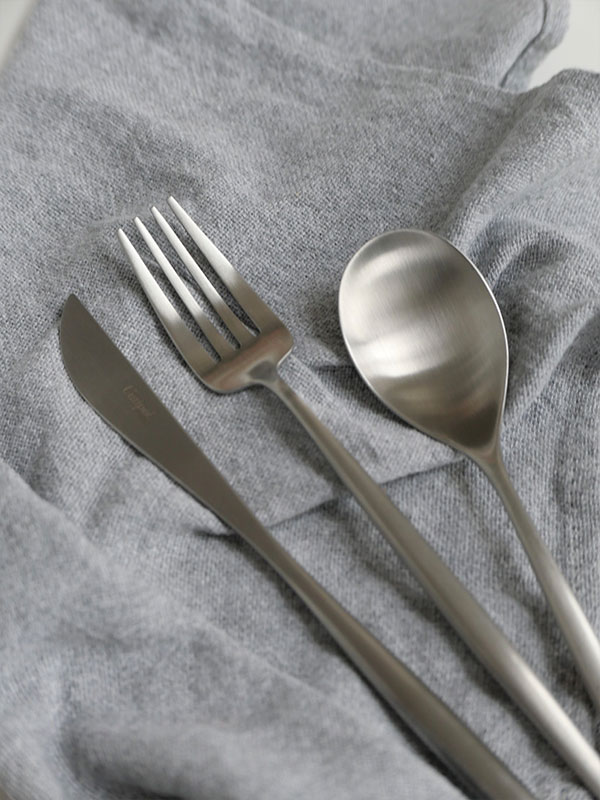 CUTIPOL SUIテーブルスプーン