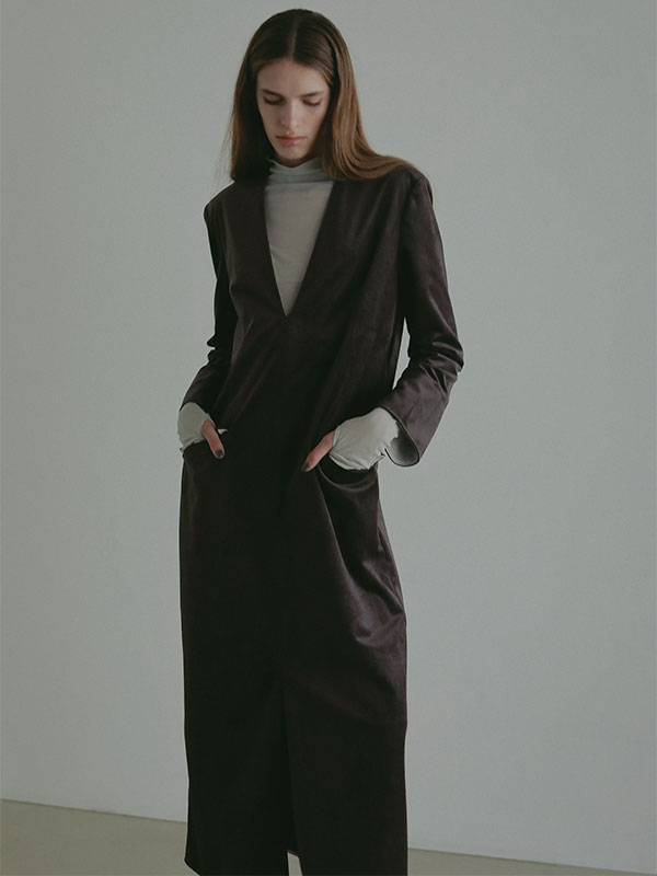 バーサタイルハイネックシアーロンTee