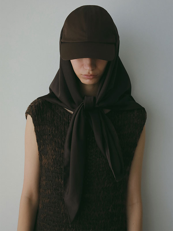 スリーブレスローゲージニットワンピース