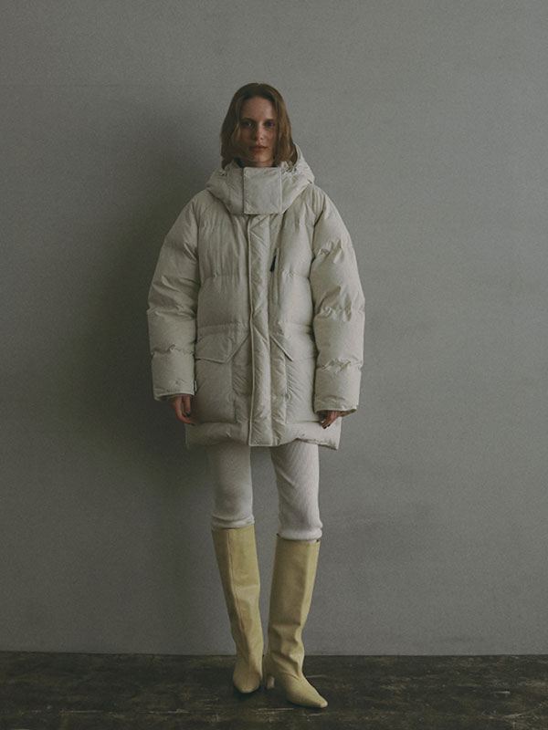 Marmot×ETRE TOKYO PERTEXダウンジャケット