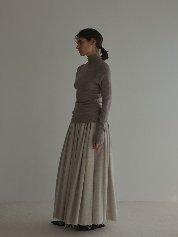 ダブルクロスボリュームスカート