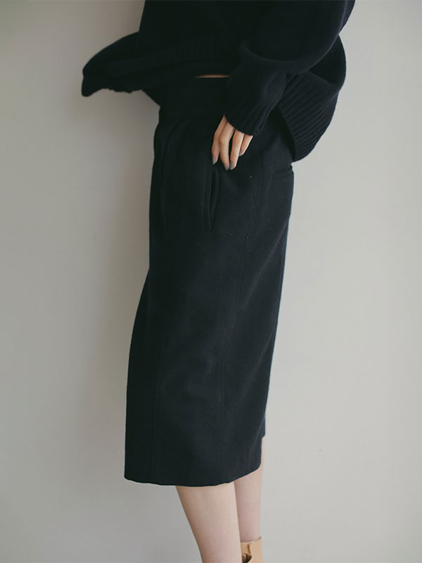 ウールカルゼタックショートパンツ