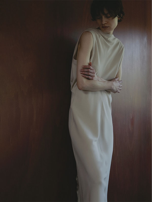 SANTEバックデザインドレス