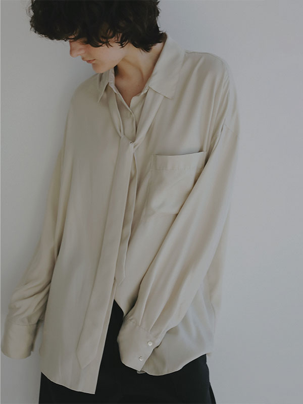 キュプラネクタイオーバーサイズシャツ