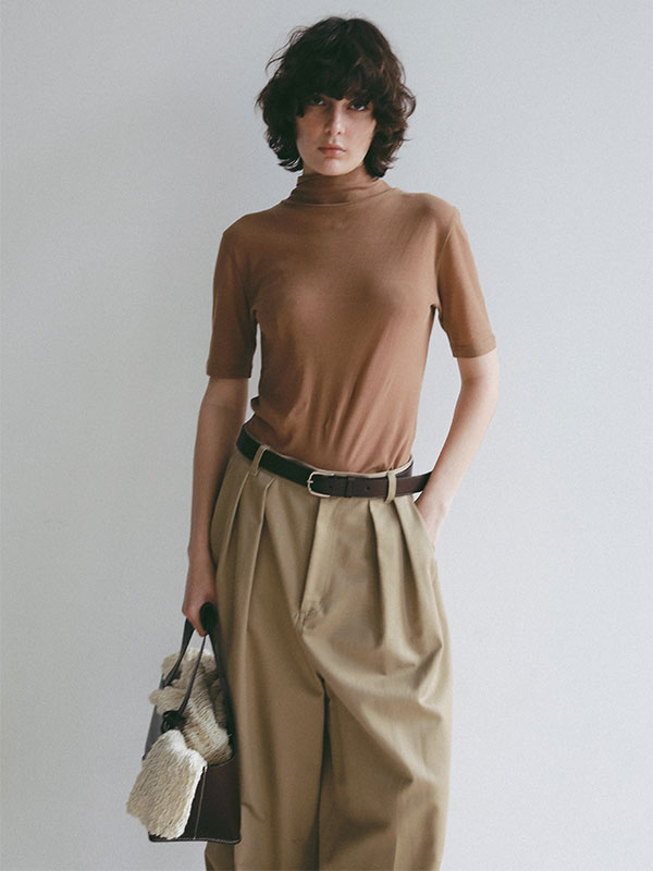 ブラスバックルレザーベルト