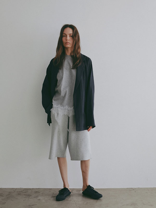 ナイロンエアリージャケット