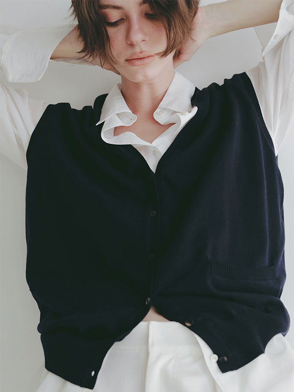 スヴィンコットンニットベスト