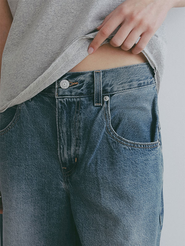LEVIS SUPER BAGGY JORT