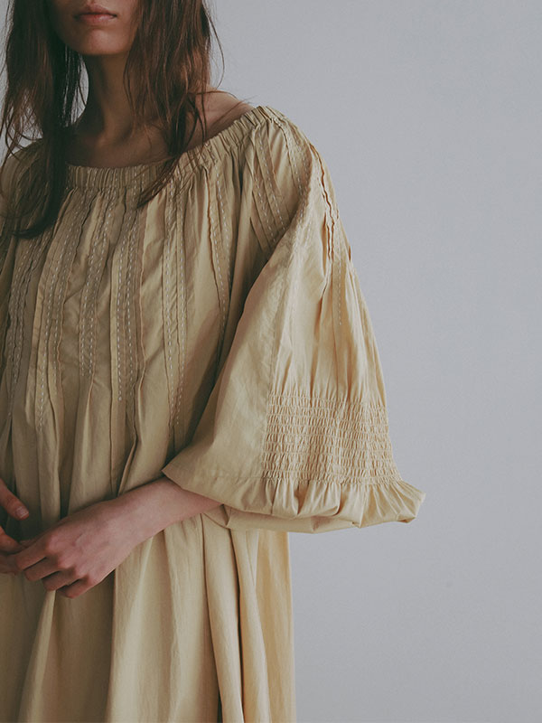 ハンドステッチボリュームワンピース