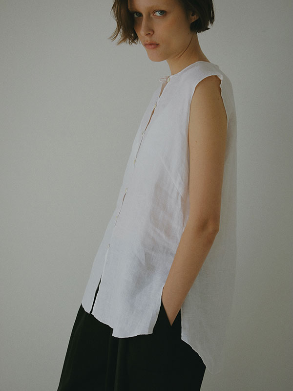 スリーブレスリネンシャツ(F WHITE): トップス │ ETRE TOKYO official online store(エトレトウキョウ)