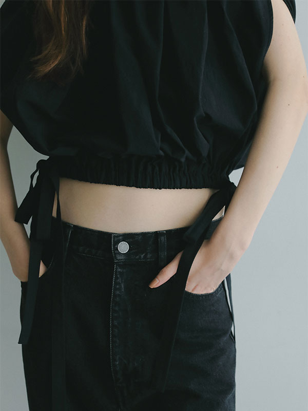 タックギャザーショートブラウス